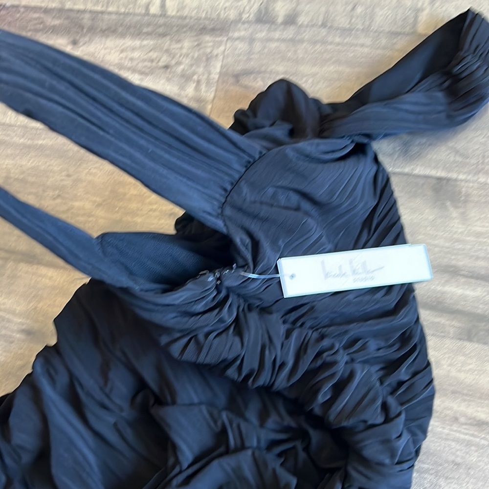 Designer cocktail dress by Nicole Miller - Picture 7 of 10